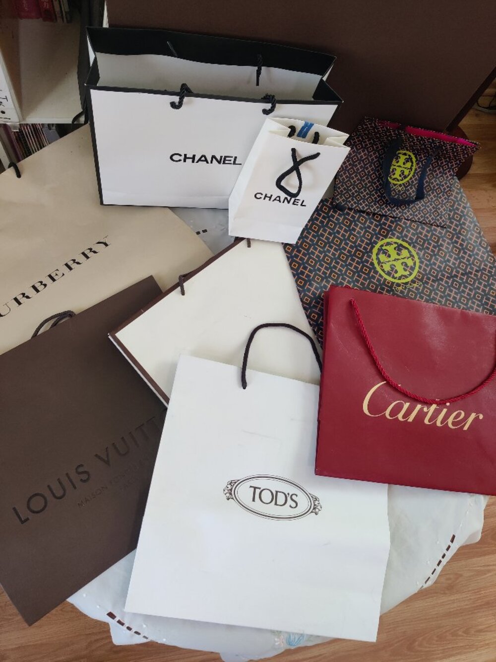 Designer Shopping Bag Lot, LOUIS VUITTON, CARTIER, CHANEL, BURBERRY, TORY BURCH